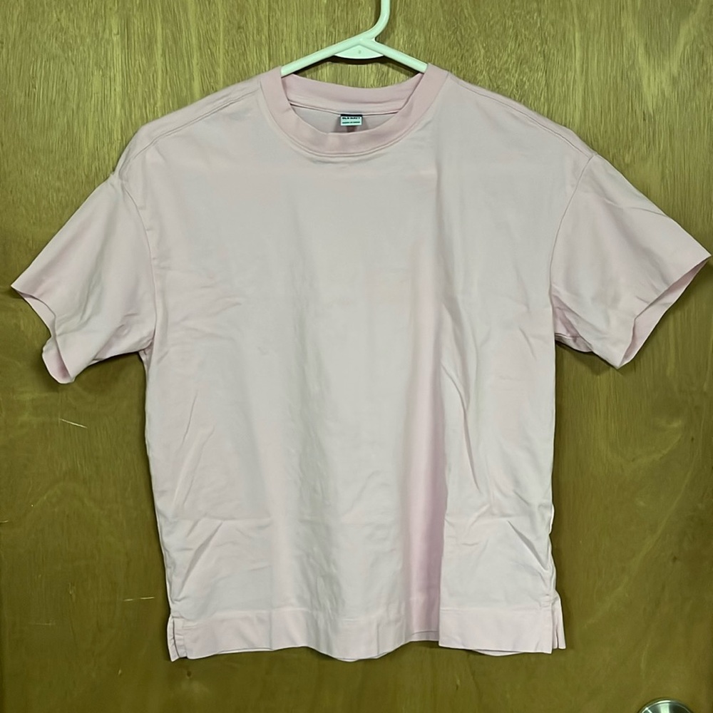 Women’s Old Navy T-shirt